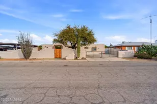 5709 E 35th St, Tucson, AZ 85711 - Photo 5