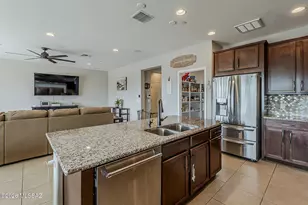 5571 S White Spar Trail, Tucson, AZ 85747 - Photo 19