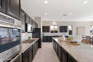 4921 W Willow Wind Way, Tucson, AZ 85741 - Photo 9