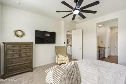 10598 W Larkhill Drive, Marana, AZ 85653 - Photo 15