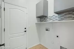 2511 N Avenida TABICA, Green Valley, AZ 85614 - Photo 19