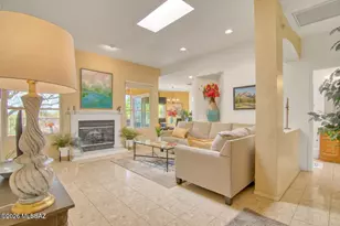 1232 E Camino Diestro, Oro Valley, AZ 85704 - Photo 9