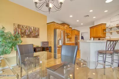 1232 E Camino Diestro, Oro Valley, AZ 85704 - Photo 13