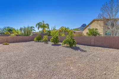 8753 N Moonfire Drive, Tucson, AZ 85743 - Photo 33