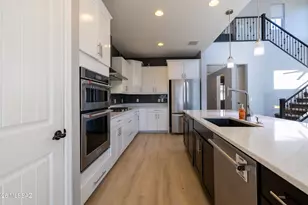 5846 S Clonmellon Ave, Tucson, AZ 85747 - Photo 11