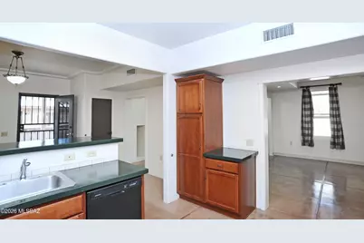 1040 E Halcyon Road, Tucson, AZ 85719 - Photo 17