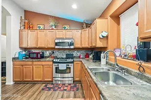 17276 S Sienna Bluffs Trail, Vail, AZ 85641 - Photo 11