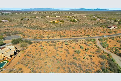 664 Canyon Rock Road #52, Green Valley, AZ 85614 - Photo 9