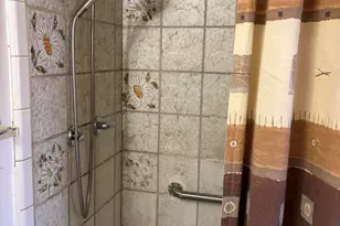 6956 E Luana Dr, Tucson, AZ 85710 - Photo 9