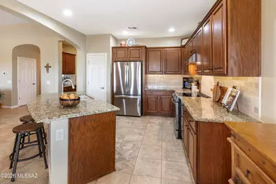 60520 E Arroyo Vista Drive, Oracle, AZ 85623 - Photo 9