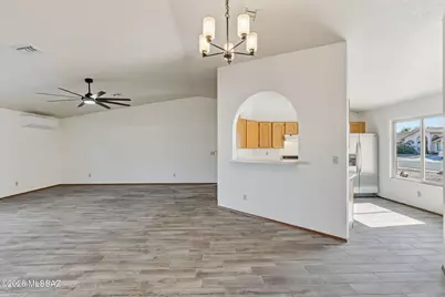 9611 E Caldwell Drive, Tucson, AZ 85747 - Photo 11