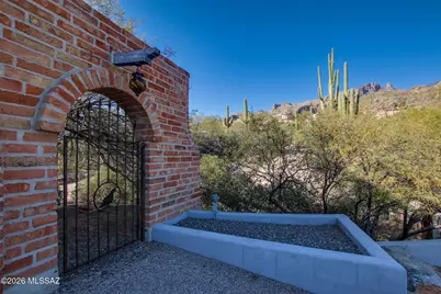 6901 N Columbus Boulevard, Tucson, AZ 85718 - Photo 33