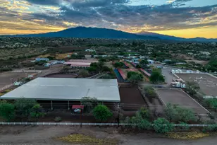 9525 E Graf Ln, Tucson, AZ 85730 - Photo 13