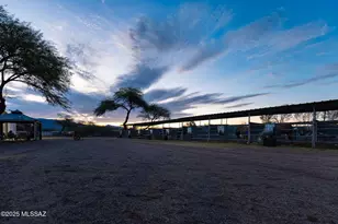 9525 E Graf Ln, Tucson, AZ 85730 - Photo 29