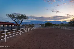 9525 E Graf Ln, Tucson, AZ 85730 - Photo 27