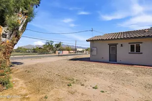 551 W Thurber Rd, Tucson, AZ 85705 - Photo 23