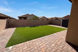 10647 W Goulding Dr, Marana, AZ 85653 - Photo 15