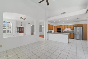 63670 E Edgeview Ln, Tucson, AZ 85739 - Photo 15