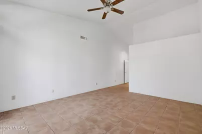 63670 E Edgeview Lane, Tucson, AZ 85739 - Photo 23