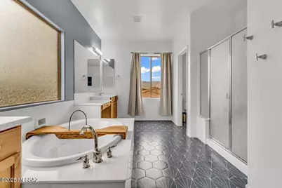 10054 E Cedar Hill Drive, Tucson, AZ 85748 - Photo 3