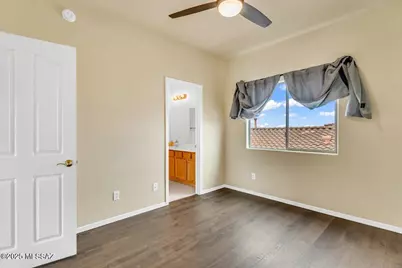 10054 E Cedar Hill Drive, Tucson, AZ 85748 - Photo 19