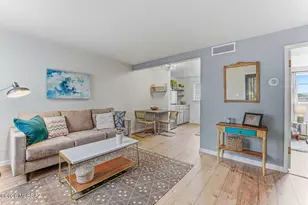 221 S Paseo Tierra, Green Valley, AZ 85614 - Photo 3