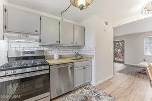 221 S Paseo Tierra, Green Valley, AZ 85614 - Photo 5