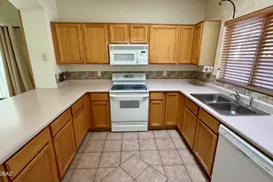 9037 E Orchid Vine Dr, Tucson, AZ 85747 - Photo 13