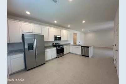 10467 W Washburn Street, Marana, AZ 85653 - Photo 5