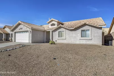 8165 E Smooth Sumac Lane, Tucson, AZ 85710 - Photo 1