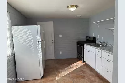 5737 E 24th Street, Tucson, AZ 85711 - Photo 3