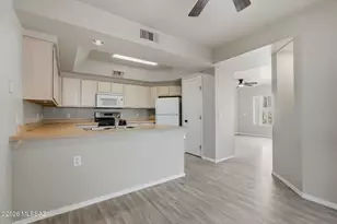 1547 N Paseo La Tinaja, Green Valley, AZ 85614 - Photo 13