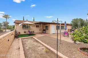 241 E La Espina, Green Valley, AZ 85614 - Photo 25