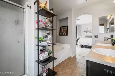 7677 S Meadow Spring Way, Tucson, AZ 85747 - Photo 25