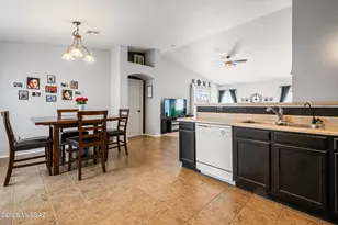 7677 S Meadow Spring Way, Tucson, AZ 85747 - Photo 15