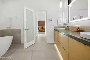 5500 W Chaos Canyon Ln, Tucson, AZ 85745 - Photo 23