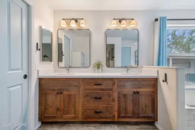 7839 N Sombrero Peak Drive, Tucson, AZ 85743 - Photo 25