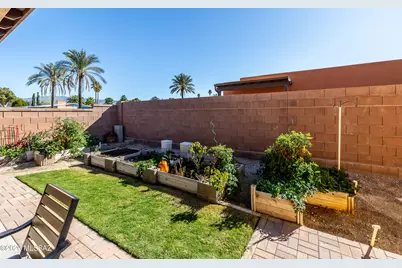 8881 E Wright School Loop, Tucson, AZ 85715 - Photo 33