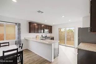 12851 N Peony Dr, Marana, AZ 85653 - Photo 9