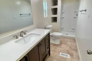 1551 N Sunset Point Dr, Oracle, AZ 85623 - Photo 9