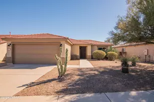 8194 N Iron Ridge Dr, Tucson, AZ 85743 - Photo 5
