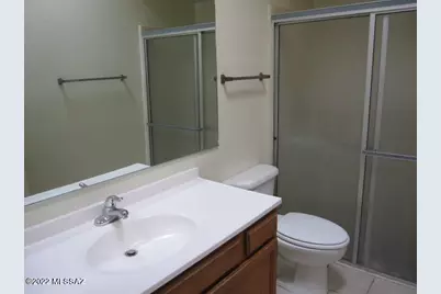 8162 E Rivenoak Drive, Tucson, AZ 85715 - Photo 9