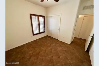 8229 W Zlacket Drive, Tucson, AZ 85757 - Photo 19