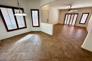 8229 W Zlacket Dr, Tucson, AZ 85757 - Photo 7