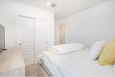 7121 W Vineridge Drive, Tucson, AZ 85757 - Photo 33