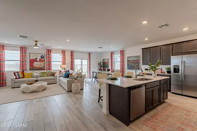 10498 W Beaman Lane, Marana, AZ 85653 - Photo 9