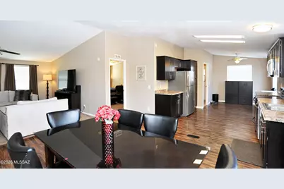 9058 N Valhalla Drive, Tucson, AZ 85743 - Photo 13