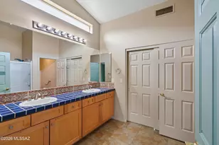 2630 E Genevieve Way, Green Valley, AZ 85614 - Photo 25