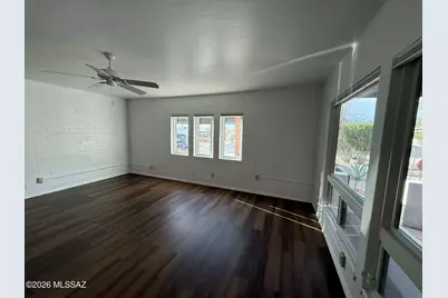 348 W Via Del Heroe, Green Valley, AZ 85614 - Photo 9