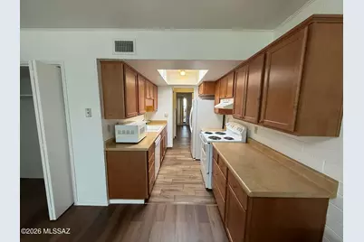 348 W Via Del Heroe, Green Valley, AZ 85614 - Photo 15